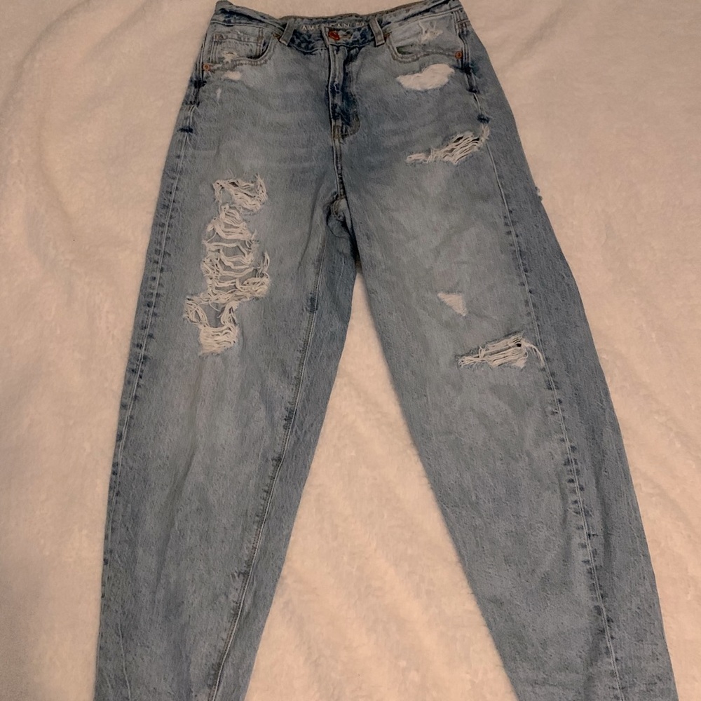 Mom jeans, never worn !
